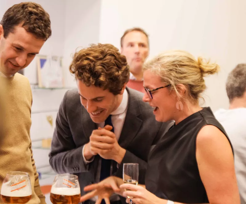 Enthousiaste werknemers op Nieuwjaarsreceptie Bekina