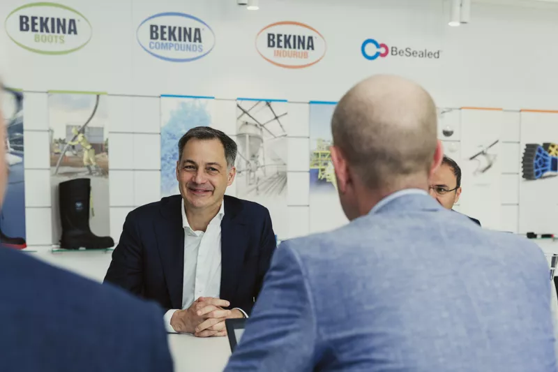 Prime Minister Alexander Decroo and Thomas Vanderbeke (CEO of Bekina)