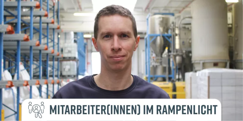 Kollege Geoffrey Courtens in der Produktion bei Bekina Compounds
